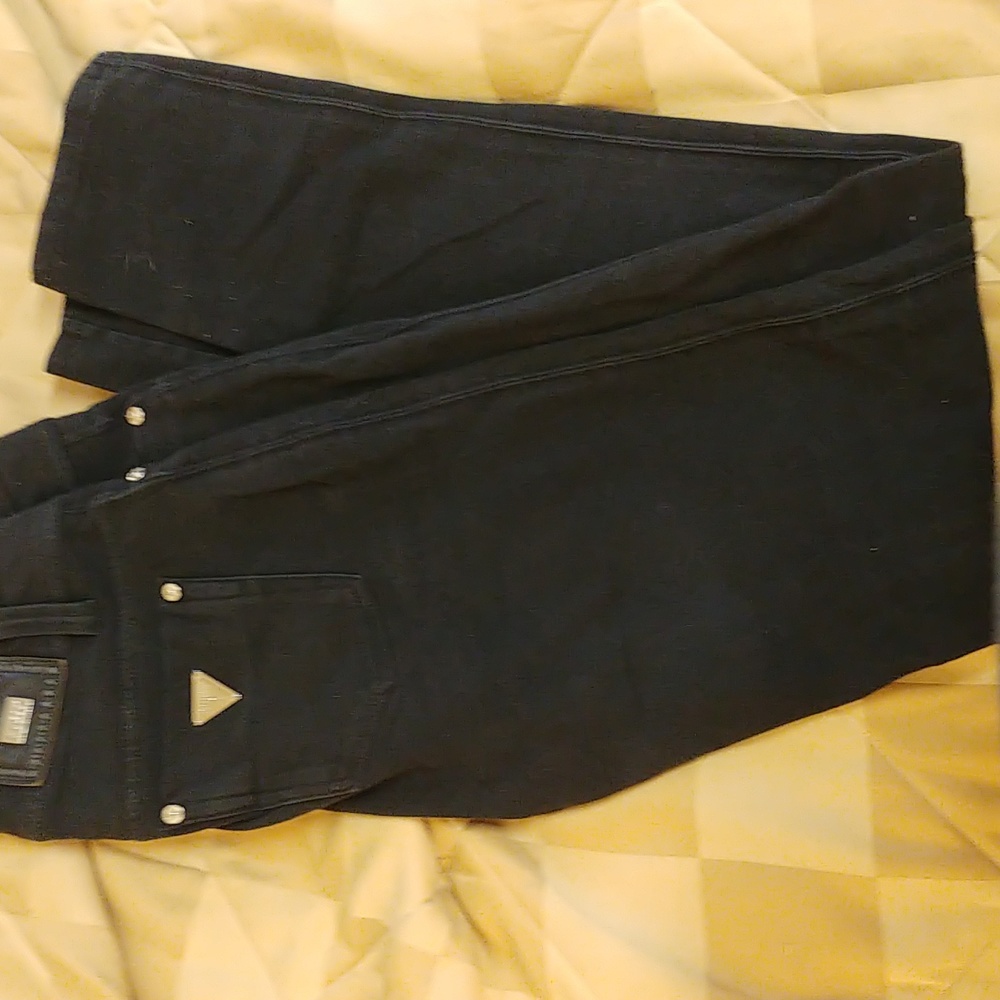 Guess ladies low cut stretch skinny jeans size 29